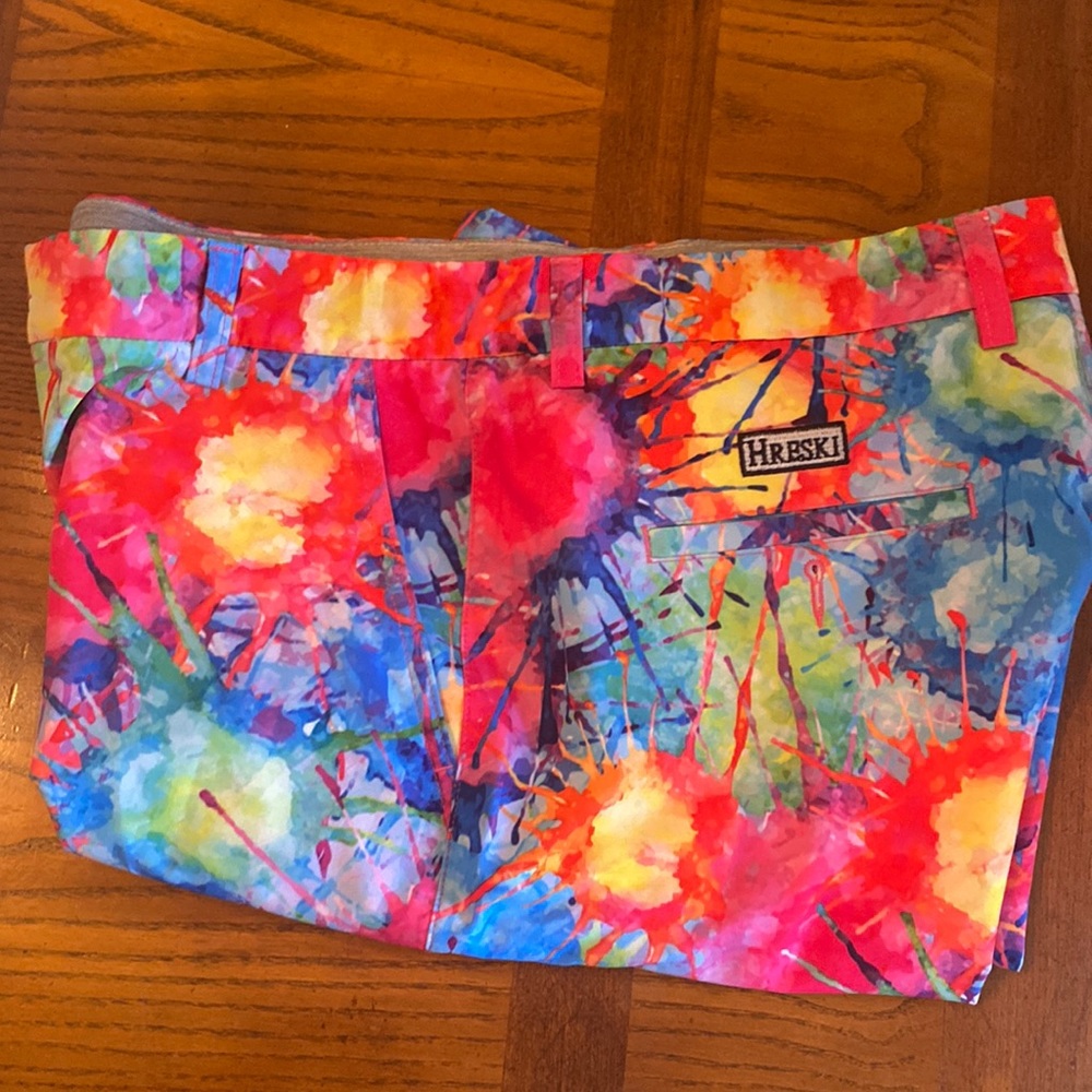 Never been worn Men’s Hreski Golf Shorts